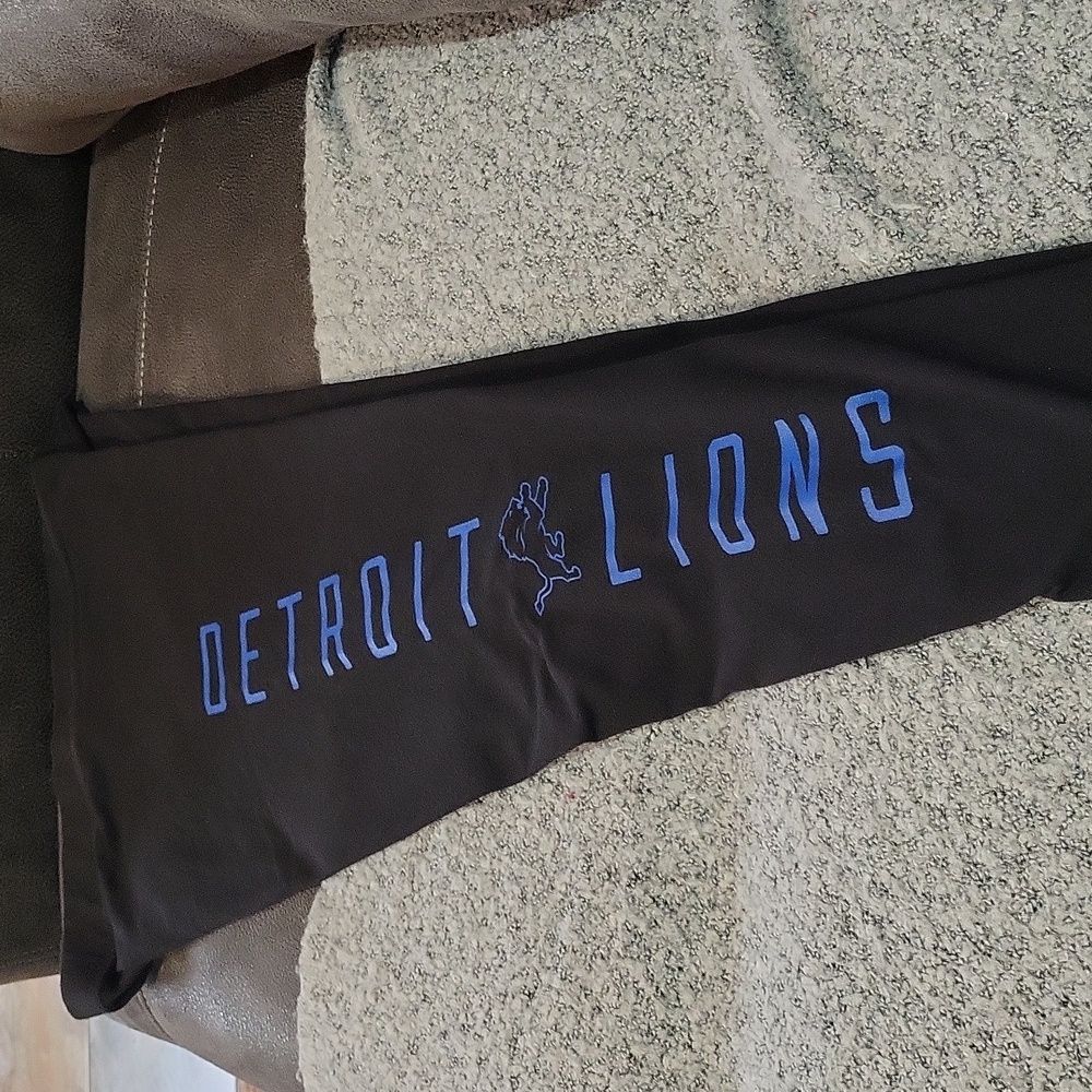 Victoria's Secret PINK Detroit Lions Leggings